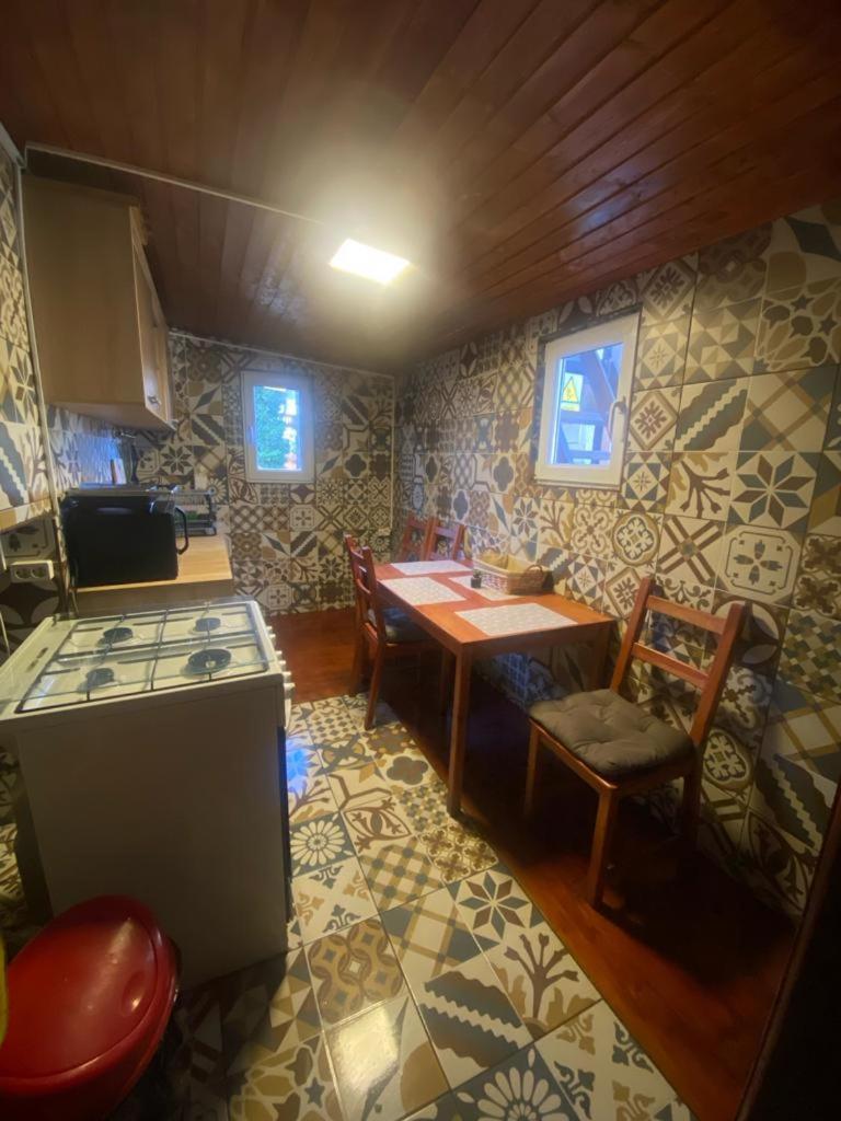 Elle Guest House Sinaia Eksteriør billede